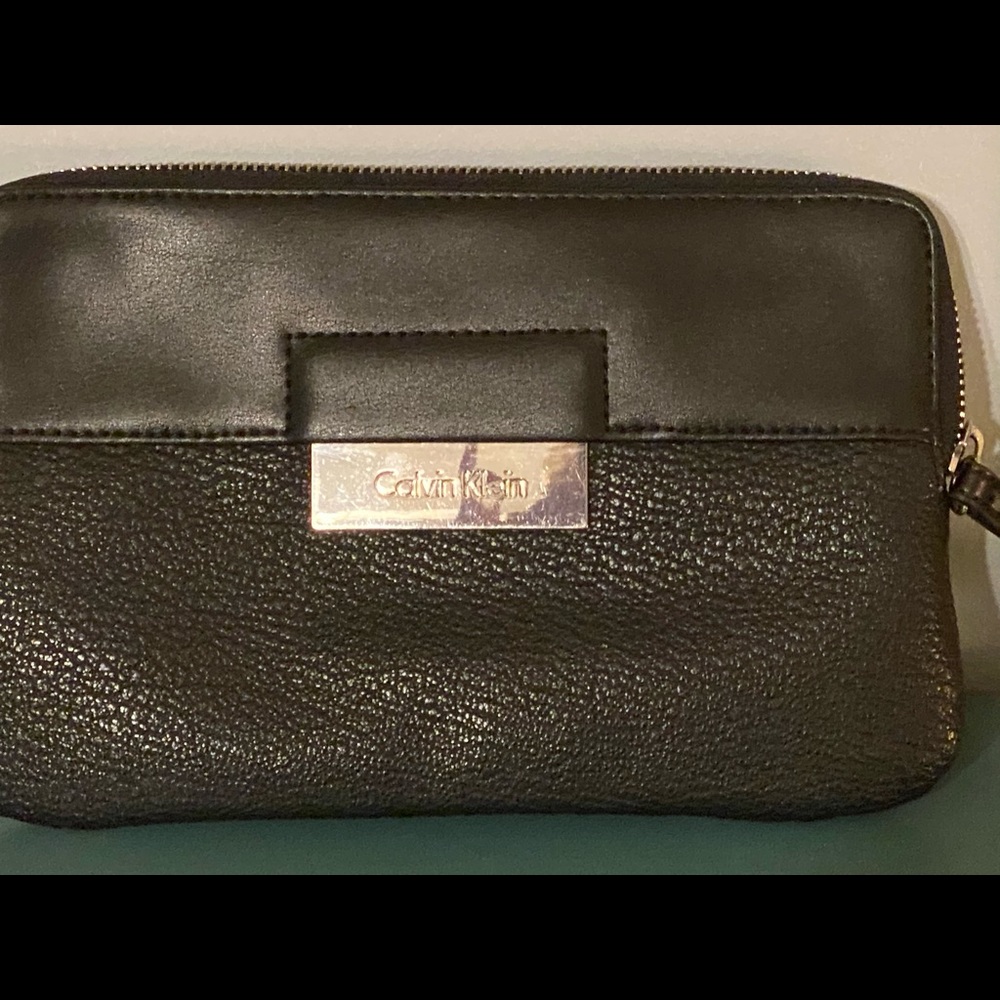 Large wristlet - Picture 4 of 4